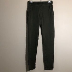 SOHO JEAN NEW YORK & COMPANY  DARK OLIVE  GREEN
